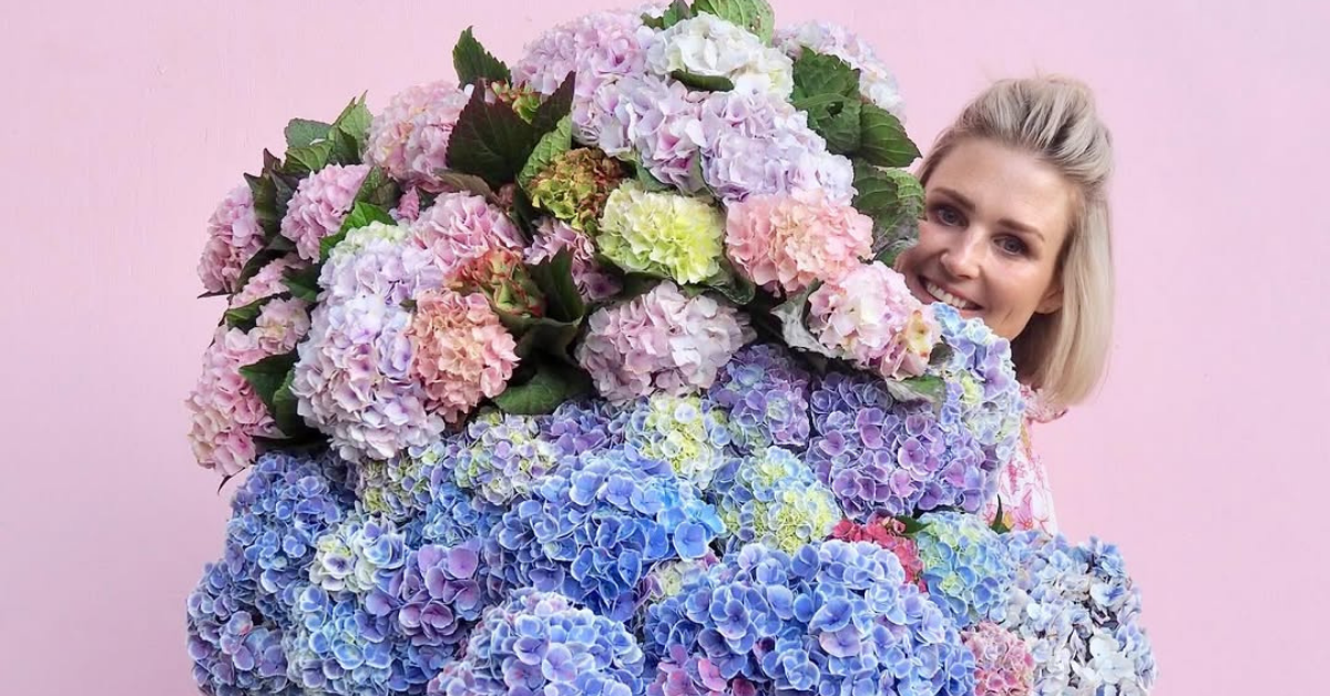 FLOWER BOWL